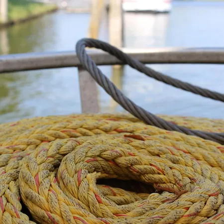 Ms Marylou Lübeck